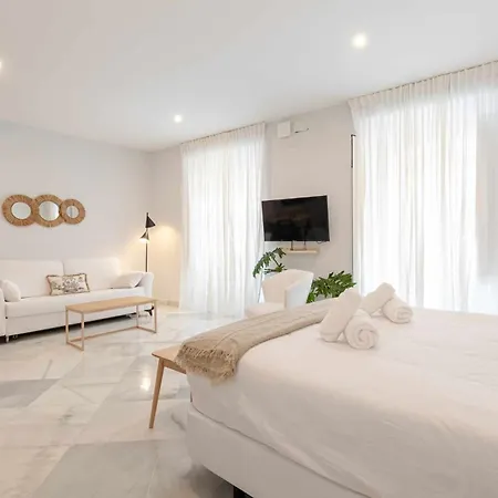Isg Cuna Apartahotel